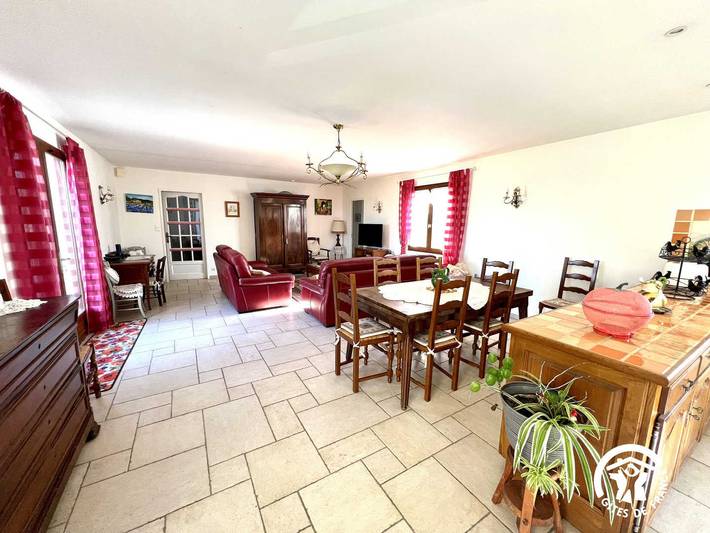 Gîte pour 5 personnes, avec Terrasse et Jardin