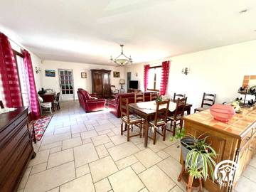 Gîte pour 5 personnes, avec terrasse à Arzens