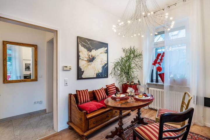 Geheel appartement, Huisdiervriendelijk 'Zomerhoofdstad van Europa' met balkon en wifi in Oosscheuern, Baden-Baden