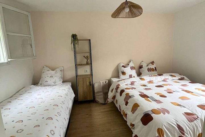 Gîte pour 6 personnes, avec jacuzzi et jardin à Manzat - 4