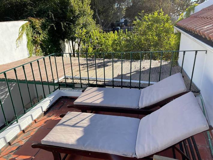Gîte pour 2 personnes, avec terrasse ainsi que jardin et piscine dans Alcochete - 2