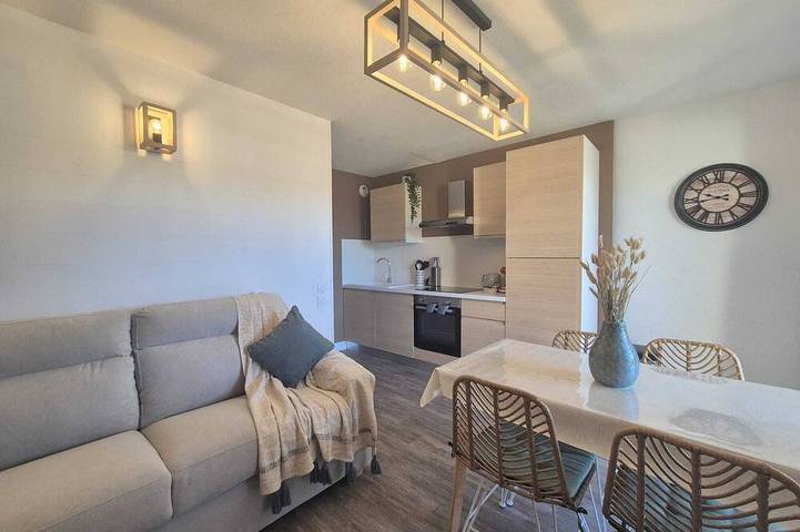 Apartamento de vacaciones para 4 personas, con balcón y piscina, Se admiten mascotas - 1