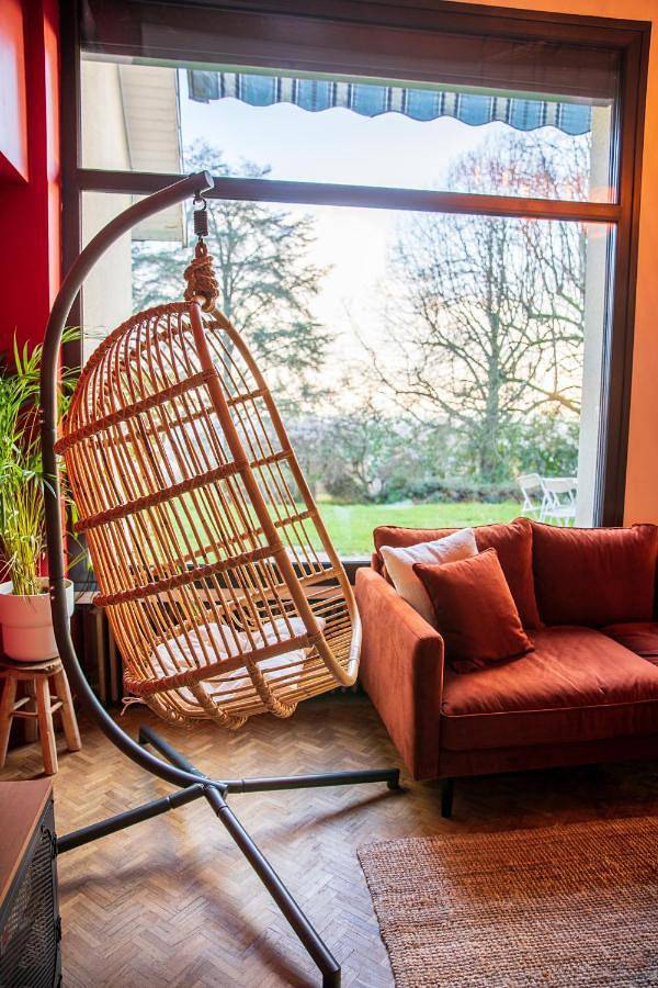 Location de vacances pour 20 personnes, avec Terrasse ainsi que Jardin et Vue à Charleville-Mézières