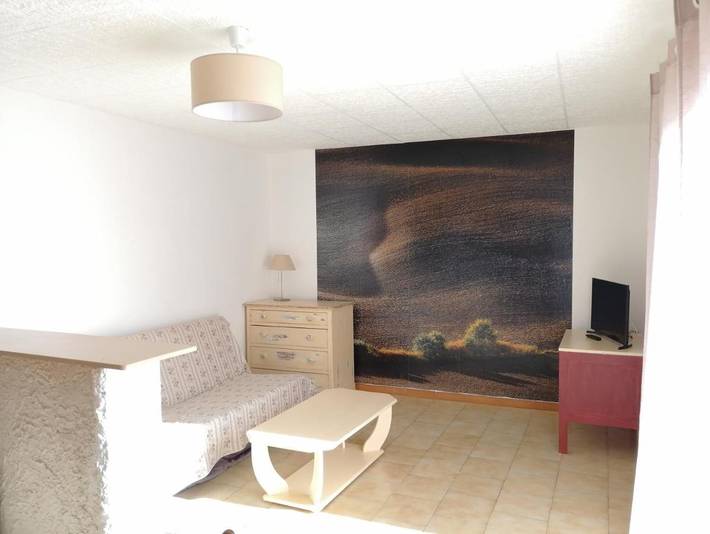 Gîte pour 5 personnes, avec Terrasse ainsi que Jardin et Piscine à Pont-Saint-Esprit - 2