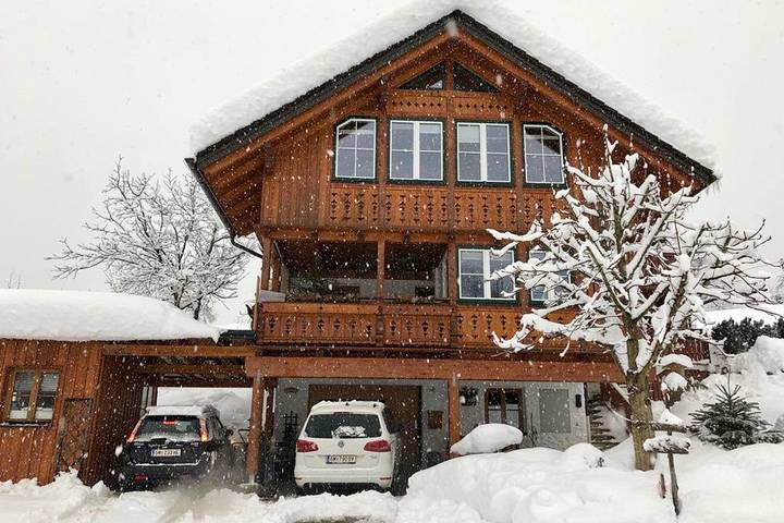 Ferienwohnung für 5 Personen, mit Garten in Bad Goisern am Hallstättersee