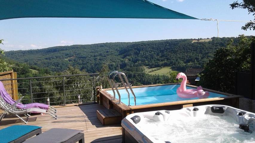 Appartement de vacances pour 2 personnes, avec Balcon et Terrasse ainsi que Piscine et Vue