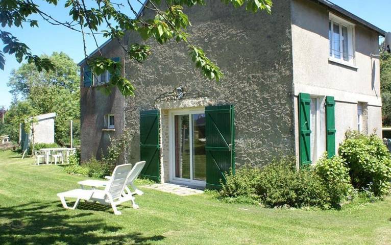 Location de vacances pour 4 personnes, avec terrasse et jardin à Sainte-Honorine-des-Pertes - 2