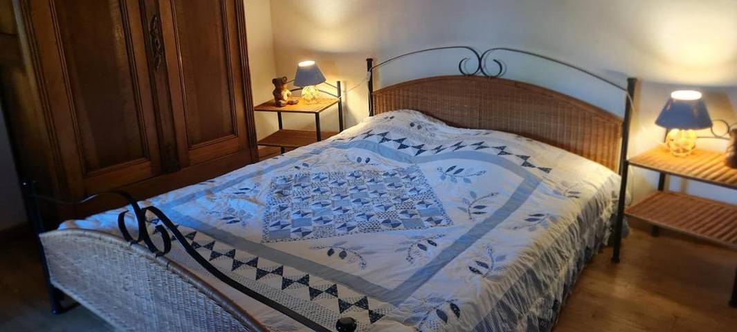 Location de vacances pour 3 personnes, avec Terrasse ainsi que Jardin et Vue à Saint-Germain-de-Calberte - 3