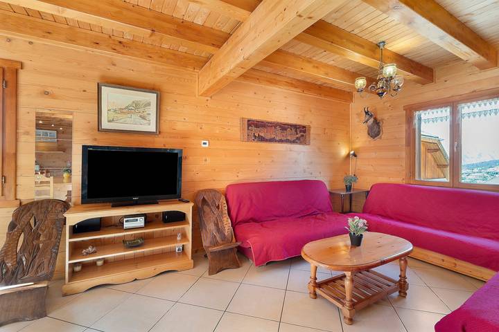 Chalet 'Pastorale Au Pied Des Pistes' con vistas a la montaña, piscina y Wi-Fi in Les Orres, Parque Nacional de los Ecrins