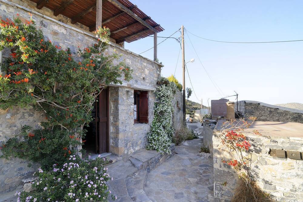 Villa for 5 People in Elounda, Lasithi