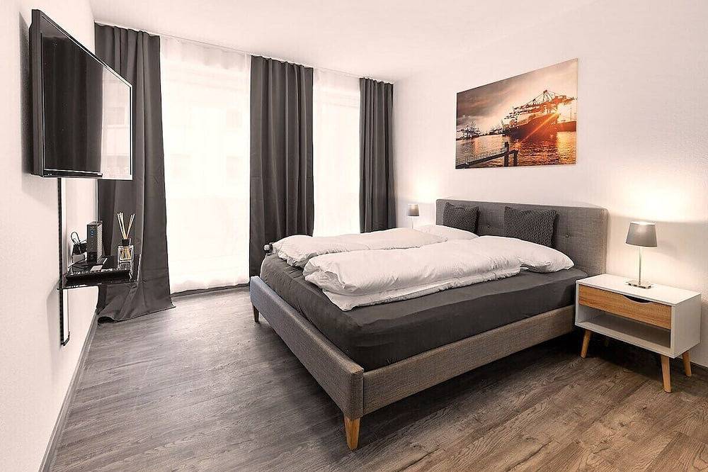 Entire apartment, Harbor Prime Apartment in Ettlingen center in Ettlingen, Rhine Plain