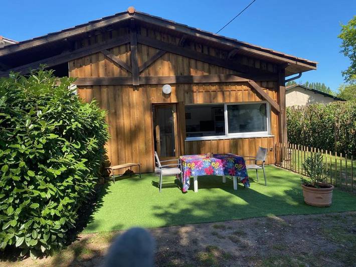 Maison de vacances pour 4 personnes, avec Balcon et Jacuzzi ainsi que Terrasse et Jardin
