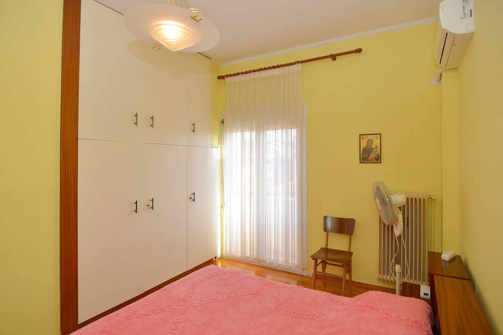 Ganze Wohnung, Mytilini central apt 5 min walk from port, shops in Lesbos