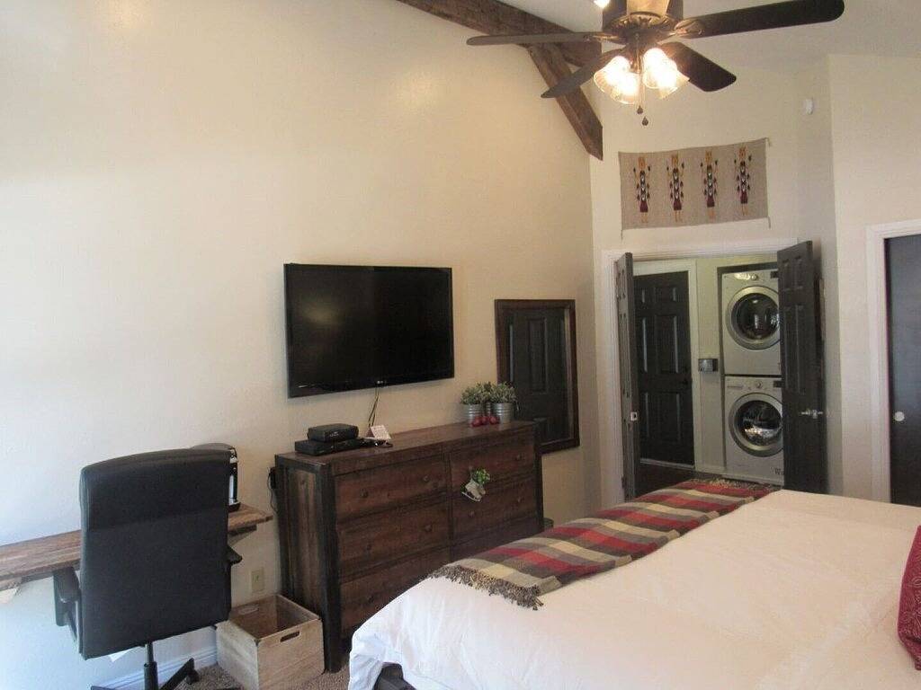 Ganze Wohnung, Neu renovierte, komplett eingerichtete Wohnung in der Nähe des Pinetop Country Club in Navajo County