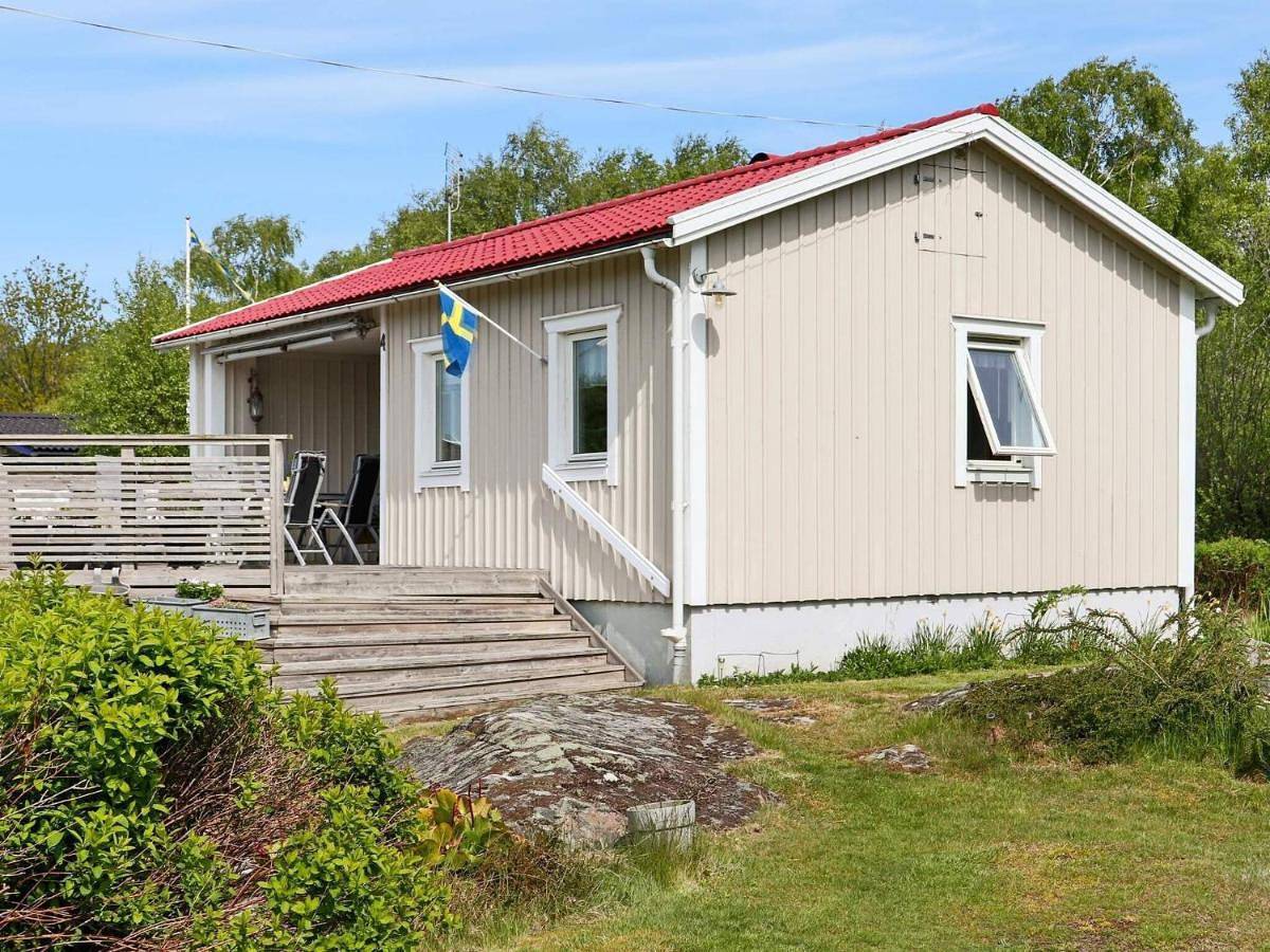 Two-Bedroom Holiday Home in Varberg, Halland