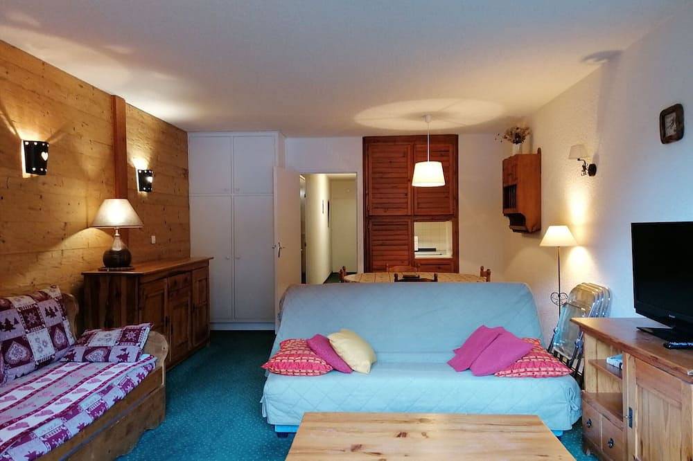 Apartamento entero, Amplio apartamento renovado, sur, cerca de pistas, balcón, 6 personas, en Pra Loup in Pra-Loup, Uvernet-Fours