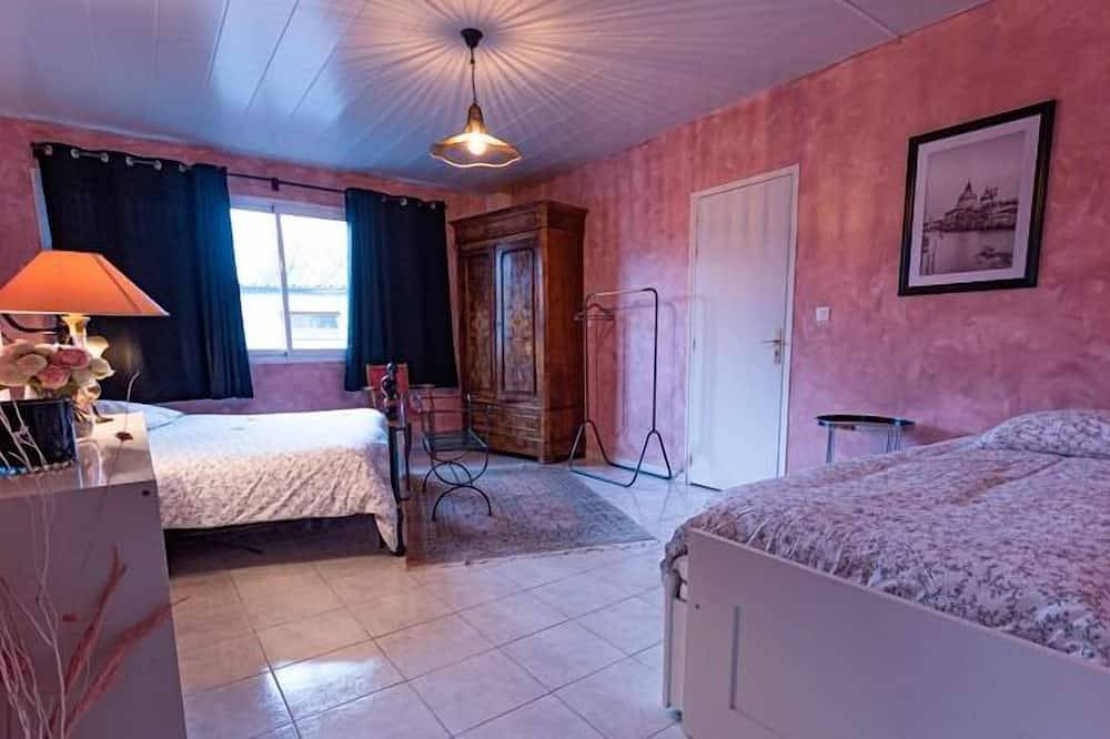 Entire apartment, Gite du Cirque - Châlons-en-champagne in Châlons-en-Champagne, Marne