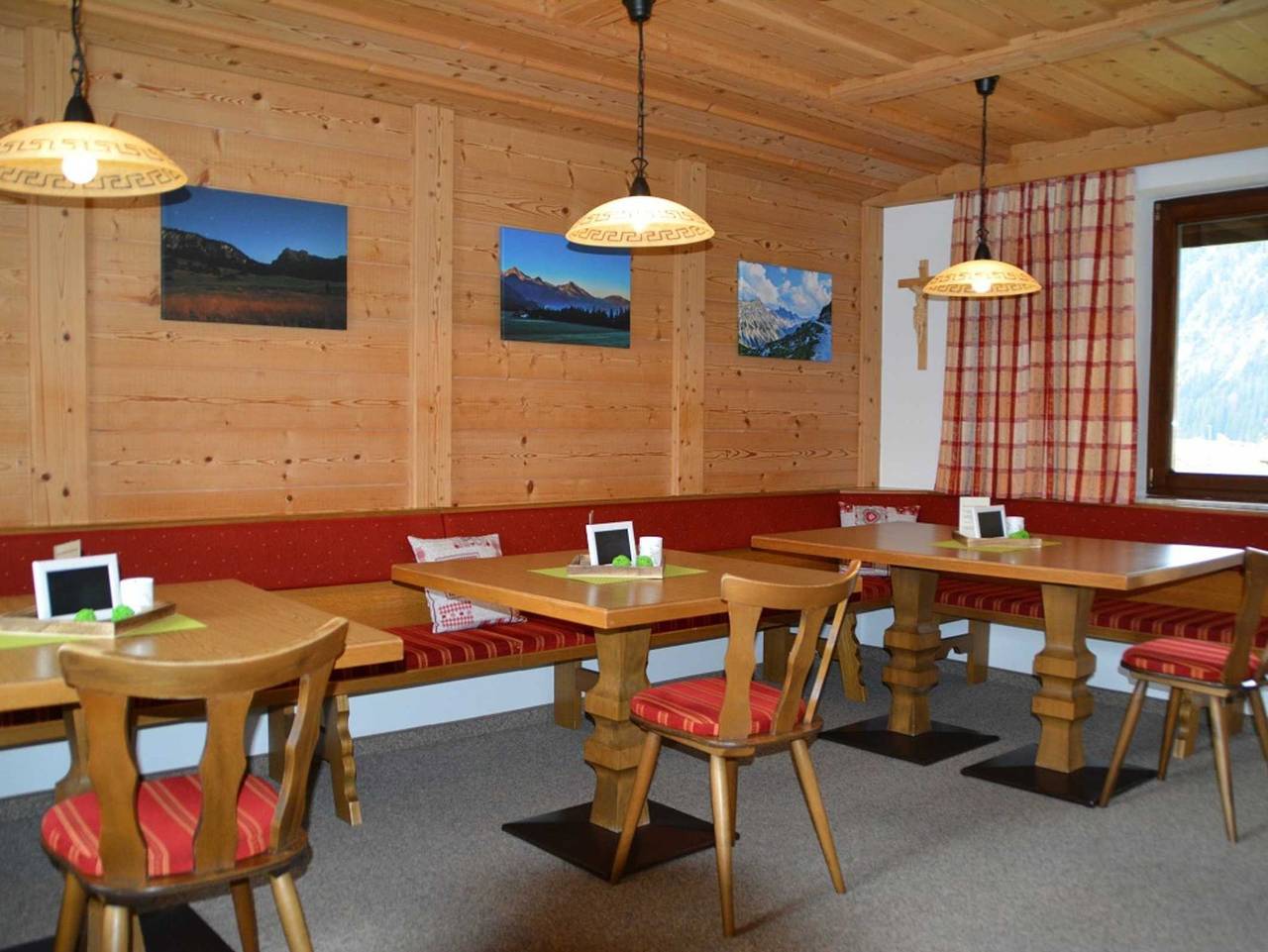 Ganze Ferienwohnung, Haus Lorenz - Doppelzimmer Berggeflüster in Grän, Allgäuer Alpen (Österreich)