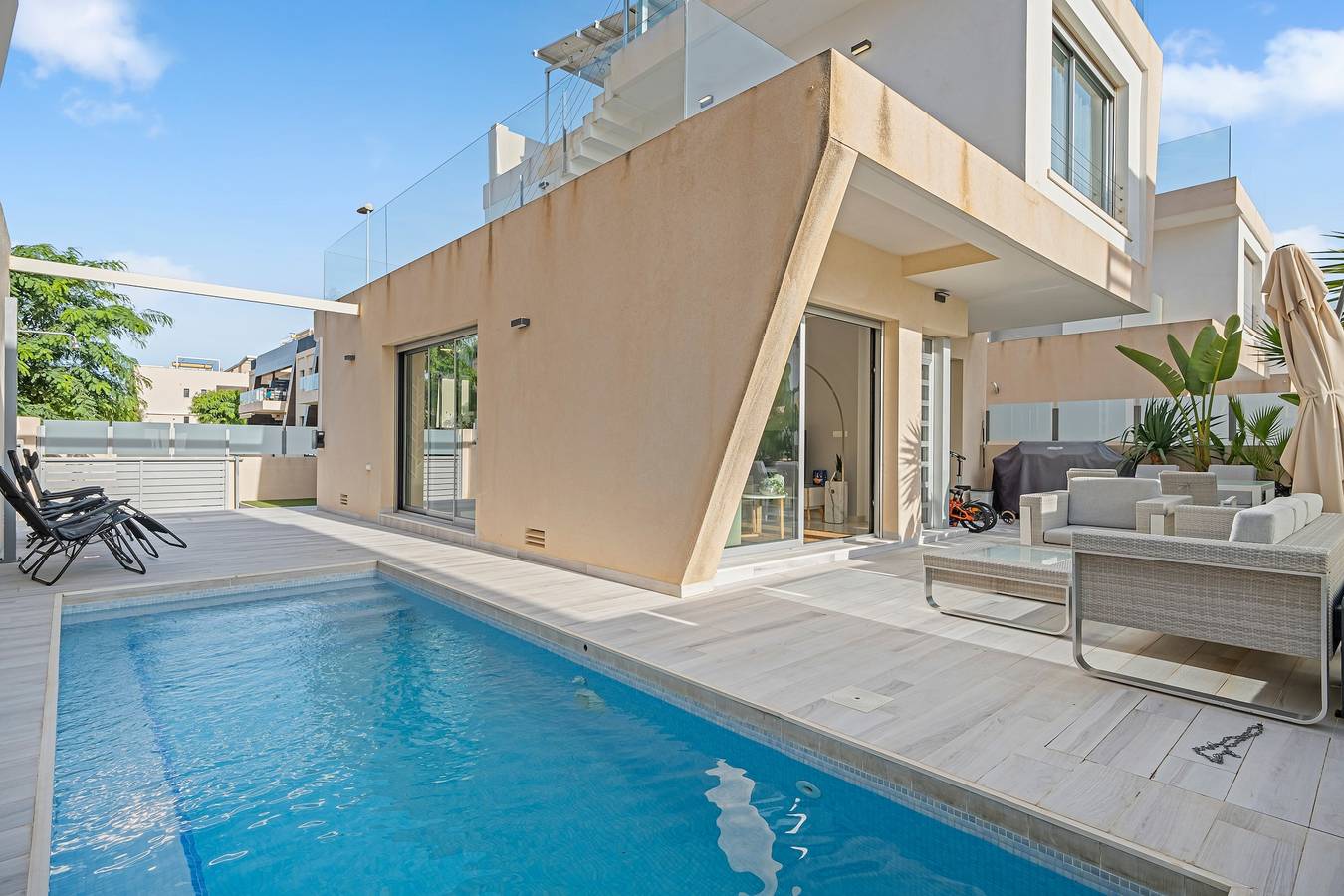 Villa „Del Mar 16“ mit Meerblick, Wlan und Klimaanlage in Pueblo Latino, Pilar de la Horadada