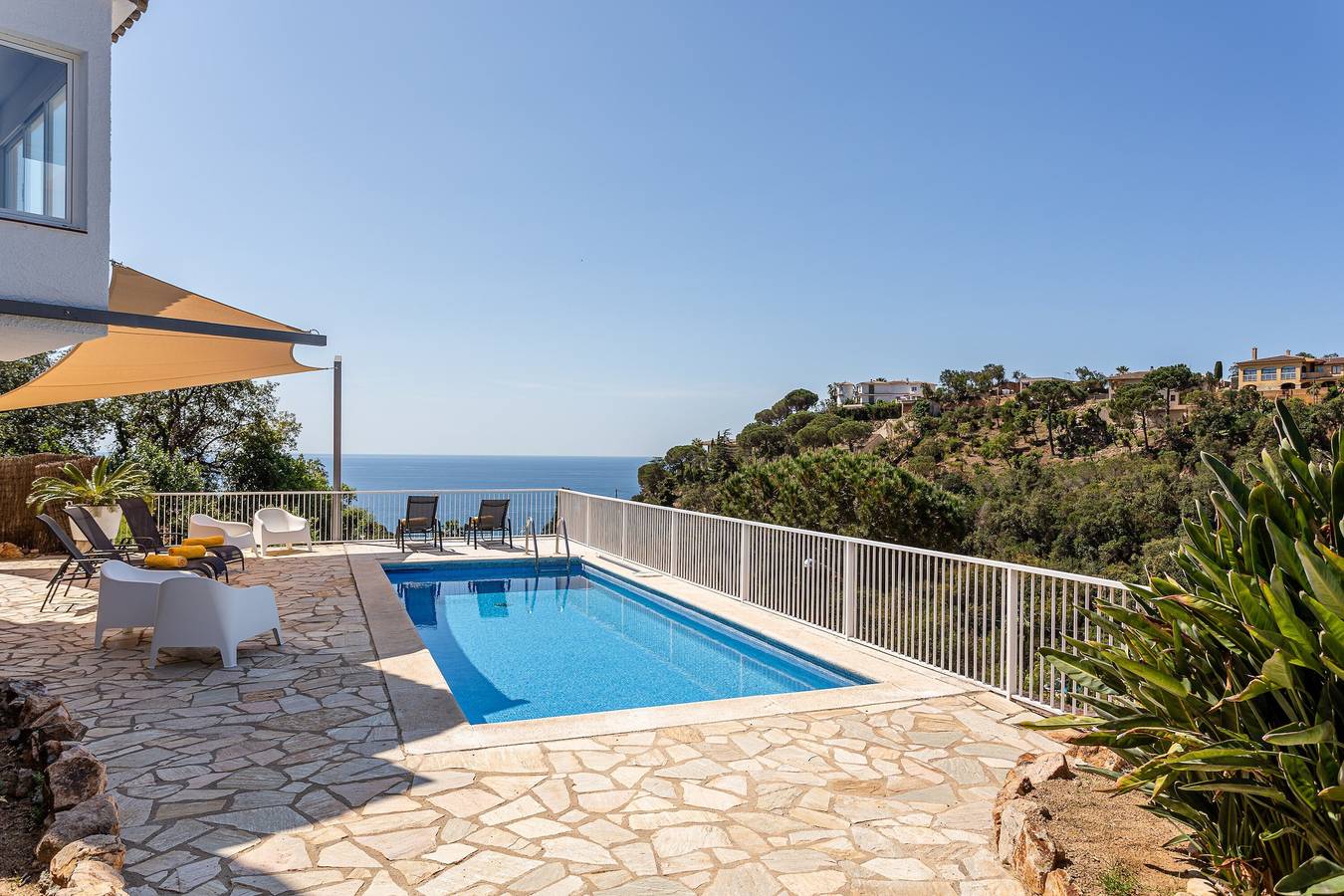Villa 'Casa Escorpión' avec piscine privée, Wi-Fi et climatisation. in Santa Maria de Llorell, Tossa de Mar
