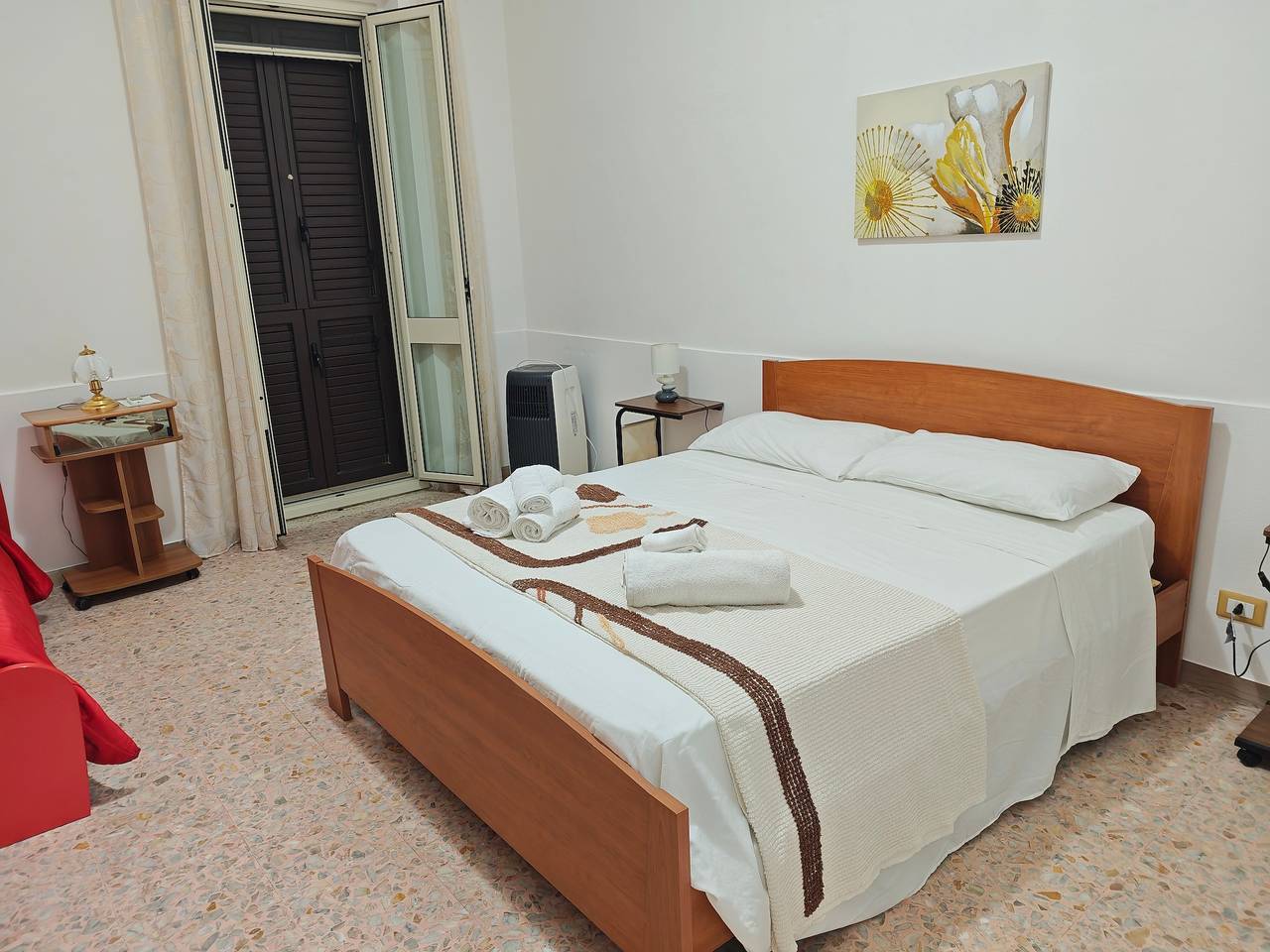 Appartamento intero, Appartamento 'Wolf House' con terrazza privata, Wi-Fi e aria condizionata in Noto, Noto e dintorni