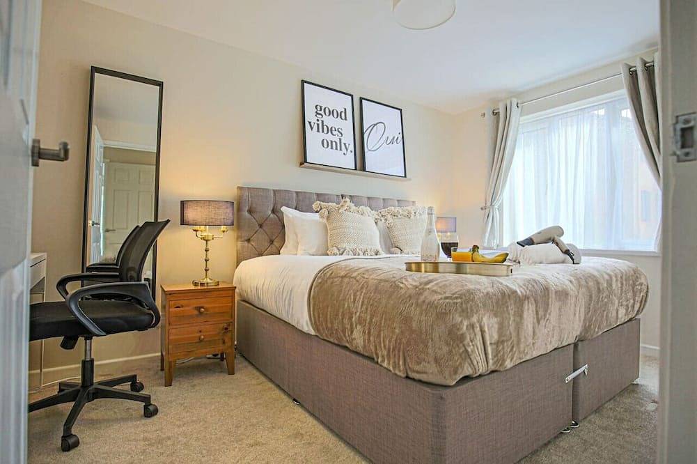 🌟Cosy House - Parking, Garden & Fast Wifi 🌟 in Milton Keynes, Südostengland