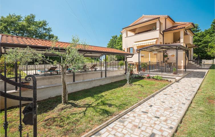 Ferienwohnung für 8 Personen, mit Garten und Terrasse - 1