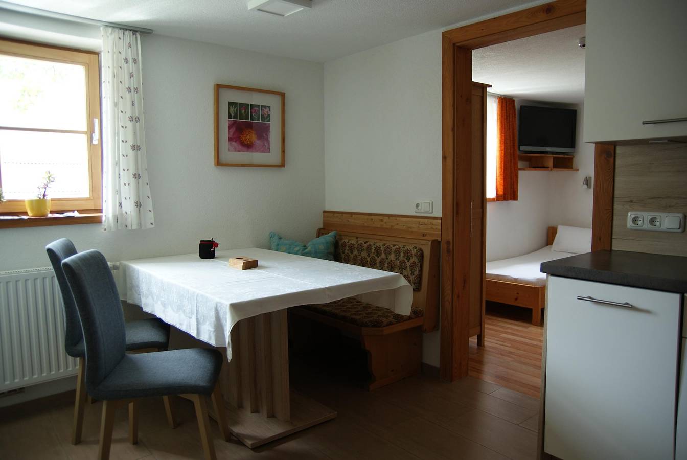 Ganze Ferienwohnung, 9 Appartement, Küche, 2 Schlafzimmer in Gailtaler Alpen, Obertilliach