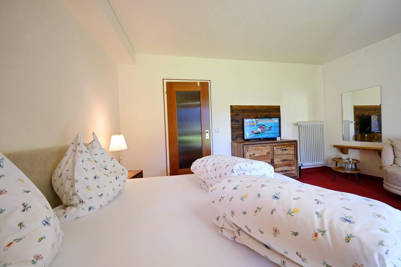 Ganze Ferienwohnung, Doppelzimmer mit Südterrasse in Bad Oberdorf, Bad Hindelang