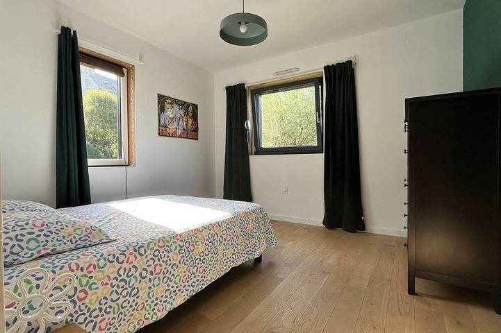 Appartement entier, Maison bois & sérénité près de Guingamp in Ploumagoar, Région de Guingamp