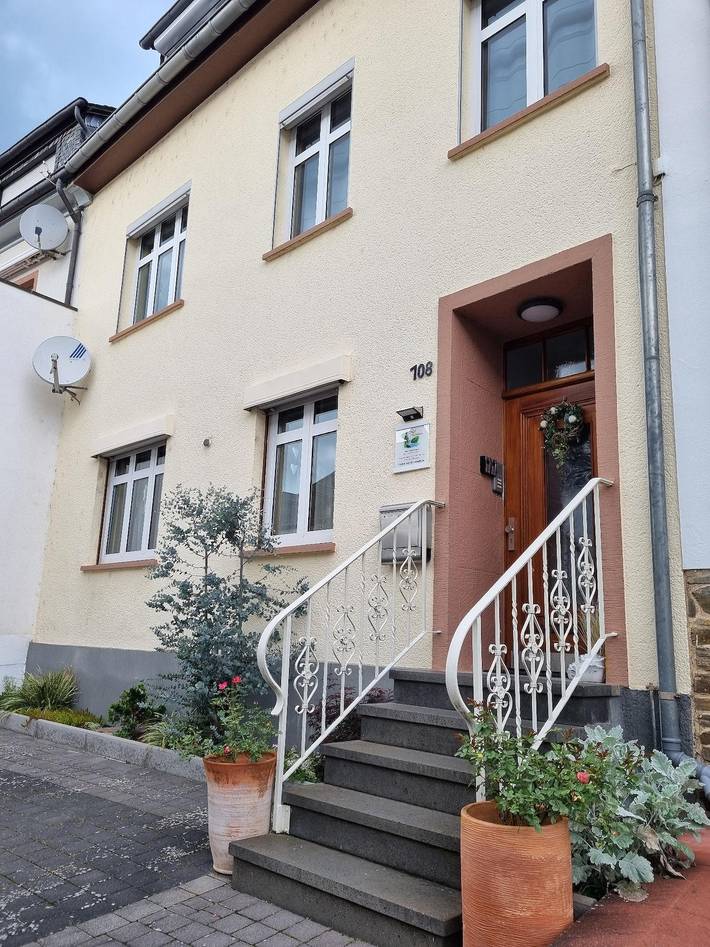 Ferienwohnung für 2 Personen, mit Terrasse in Zeltingen-Rachtig