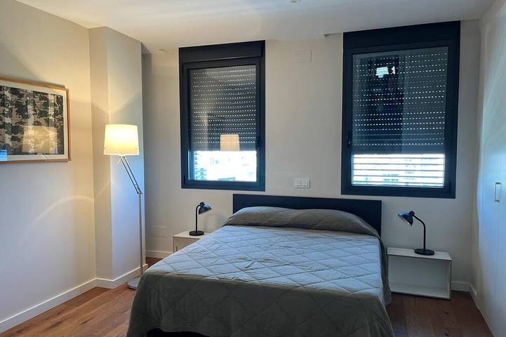 Ganze Wohnung, Apartment mit Meerblick und Infinity-Pool, ideal für Familien. in Mataró, Costa del Maresme