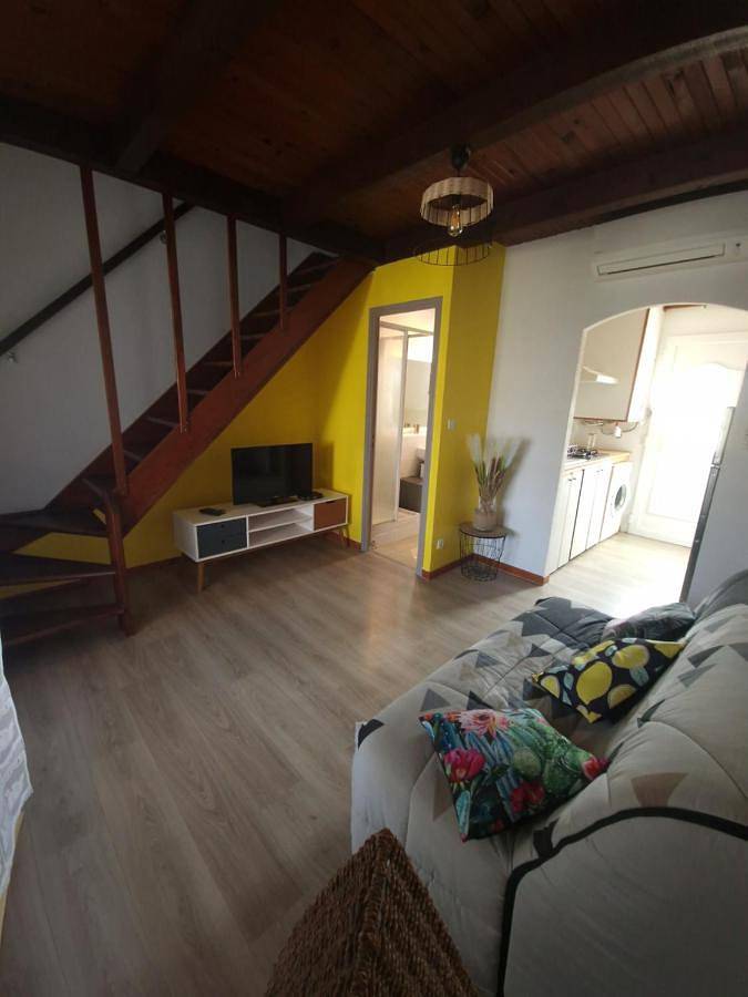 Ferienpark für 6 Personen, mit Ausblick und Garten auf Korsika - 3