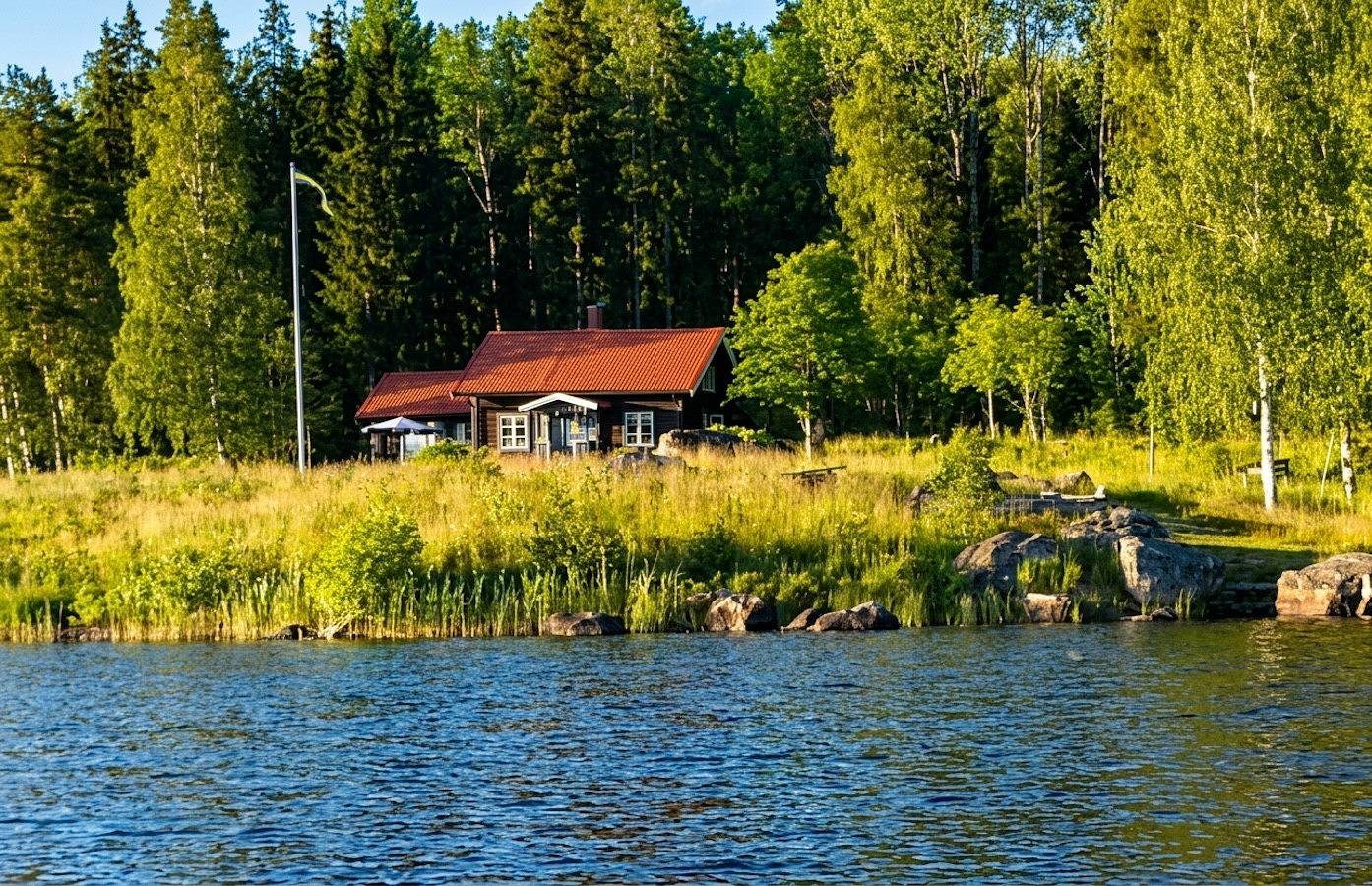 Hus för 5 Personer, med trädgård samt bastu och sjöutsikt, med husdjur