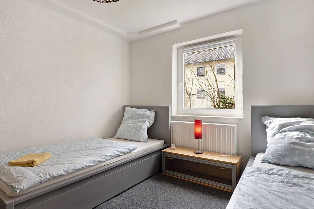 Ganze Wohnung, Ferienwohnung 'Yellow E' in Miltenberg, Spessart-Mainland