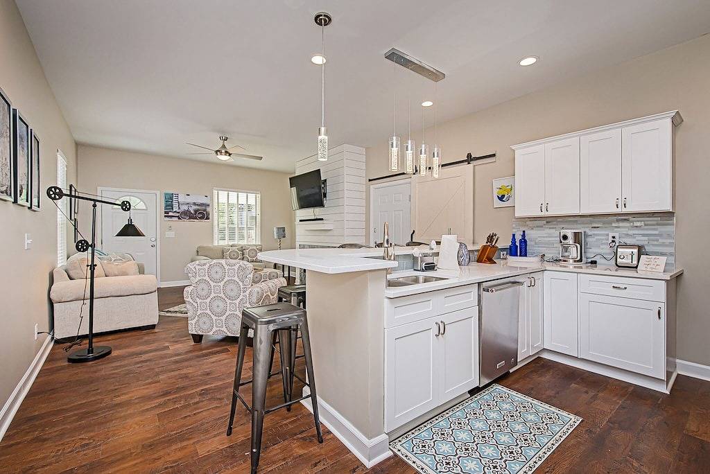 Namaste auf dem Monon Trail Downtown Indy (neu renoviert; groß für Gruppen) in Indianapolis, Indiana