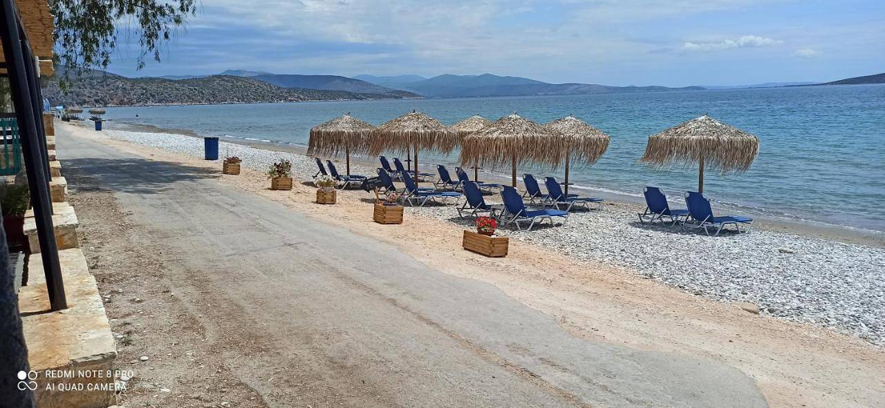 Beach Side Apartments in Asini Strand, Asini
