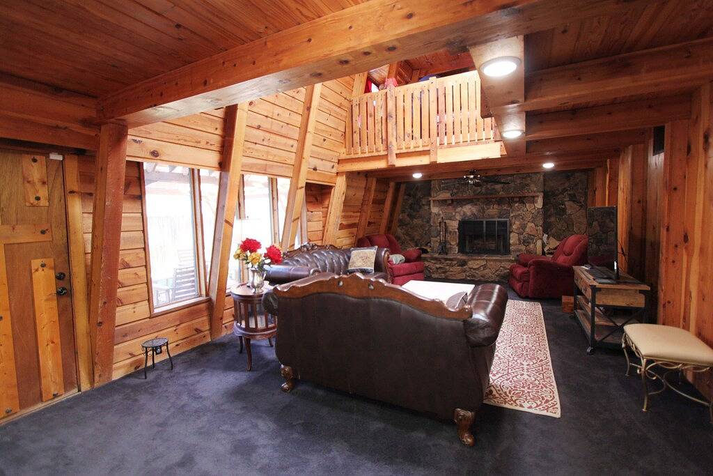 2-Story Cabin in the City\n 30day min. Total with\n Discount = $1656/30 day. in Lubbock, Lubbock County