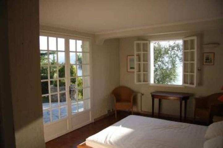 Location de vacances pour 12 personnes, avec jardin à Carros - 2