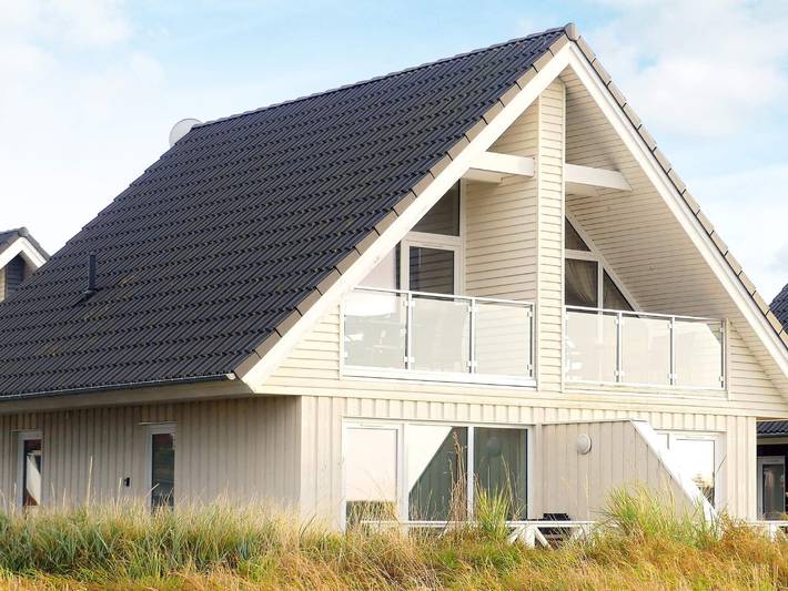Ferienhaus für 4 Personen, mit Balkon und Terrasse in Wendtorf