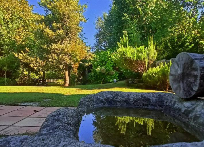 Casa rural para 9 personas, con jardín además de piscina y vistas, Se admiten mascotas en Provincia de Pontevedra - 2