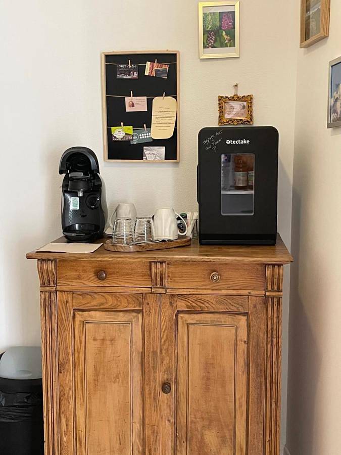 Double Room with Private Bathroom in Saint-Flour, Région de Saint-Flour