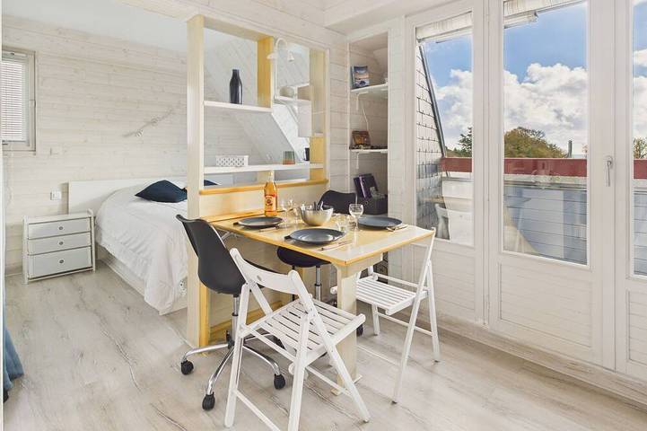 Gîte pour 4 personnes, avec balcon dans Plage du Letty