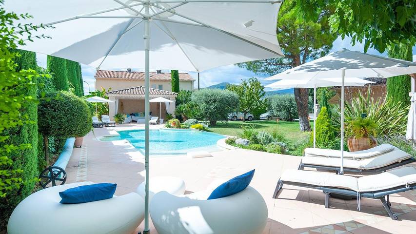 Villa pour 7 personnes, avec piscine