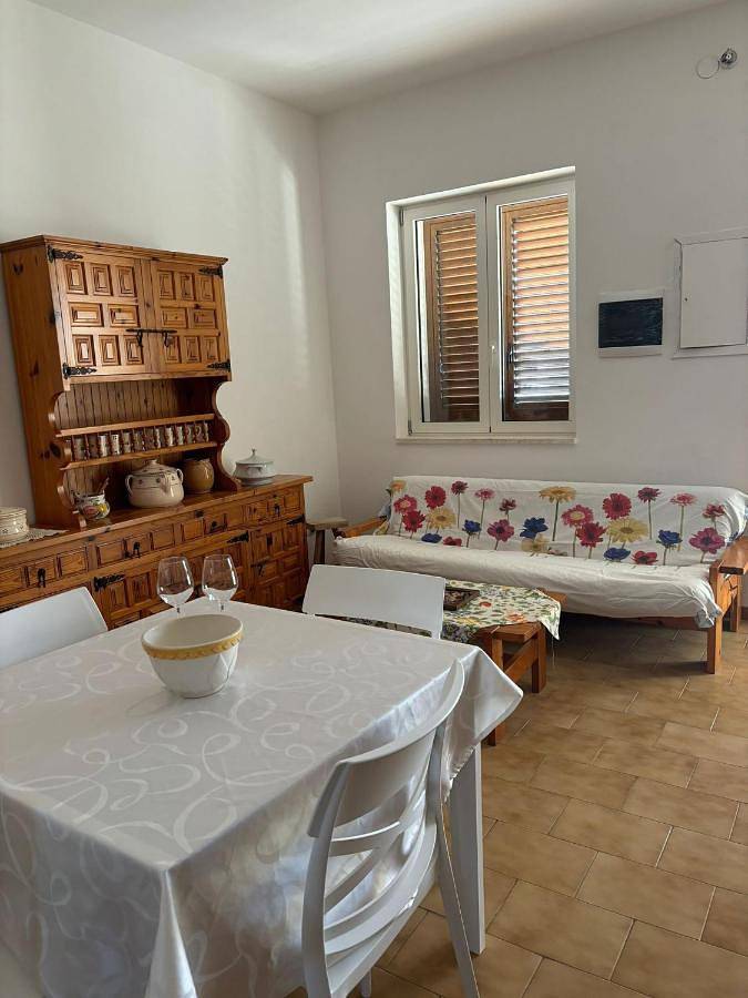 Gîte pour 4 personnes, avec balcon ainsi que vue et jardin à San Cataldo - 2