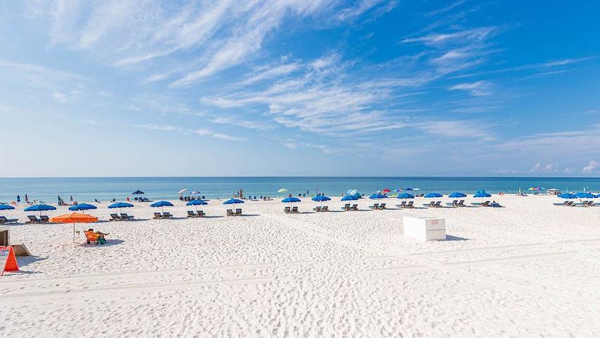 Ferieleilighet for 6 personer, balkong og badebasseng i tillegg til sauna og jacuzzi i USA