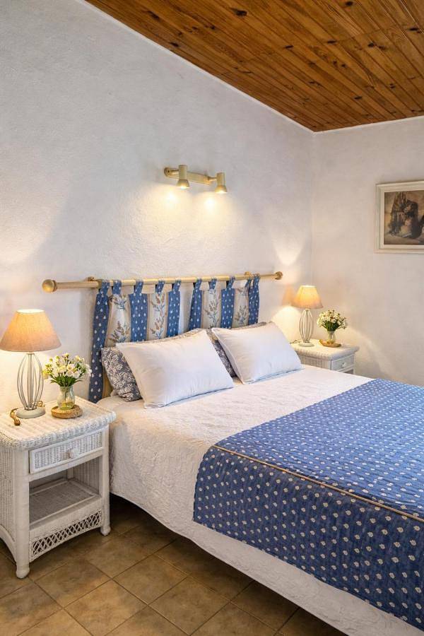 Appartement entier, Gîte Chateaunette - Havre de Paix avec Piscine - Sud Ardèche in Saint-Montan, Privas (arrondissement)