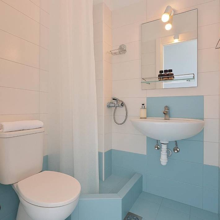 Location de vacances pour 2 personnes, avec jardin et vue dans Égine - 2