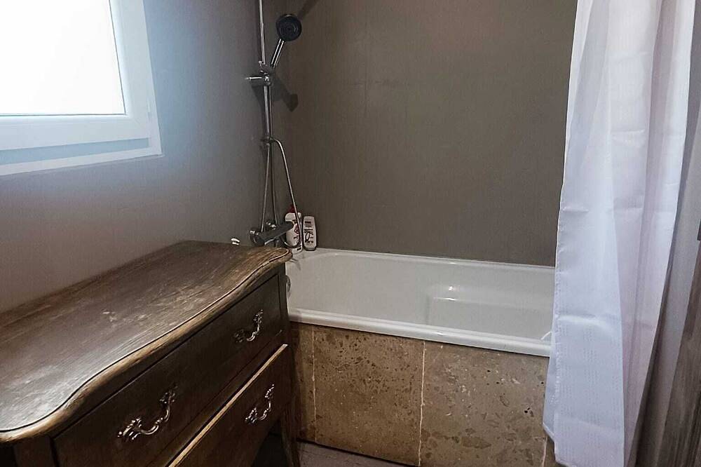 Villa Bulle de raisin in L'Isle-sur-la-Sorgue, Vaucluse