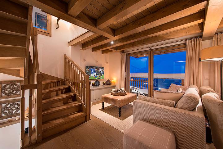 Ferienhaus für 8 Personen, mit Balkon und Whirlpool sowie Sauna und Ausblick im Wallis - 3